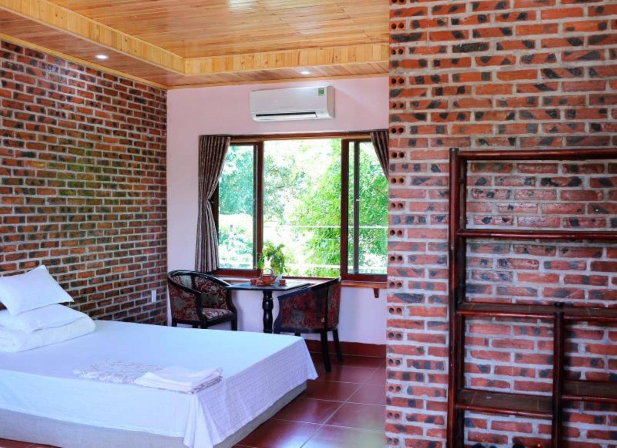 נין בין Ho Nui Dinh Hotel מראה חיצוני תמונה