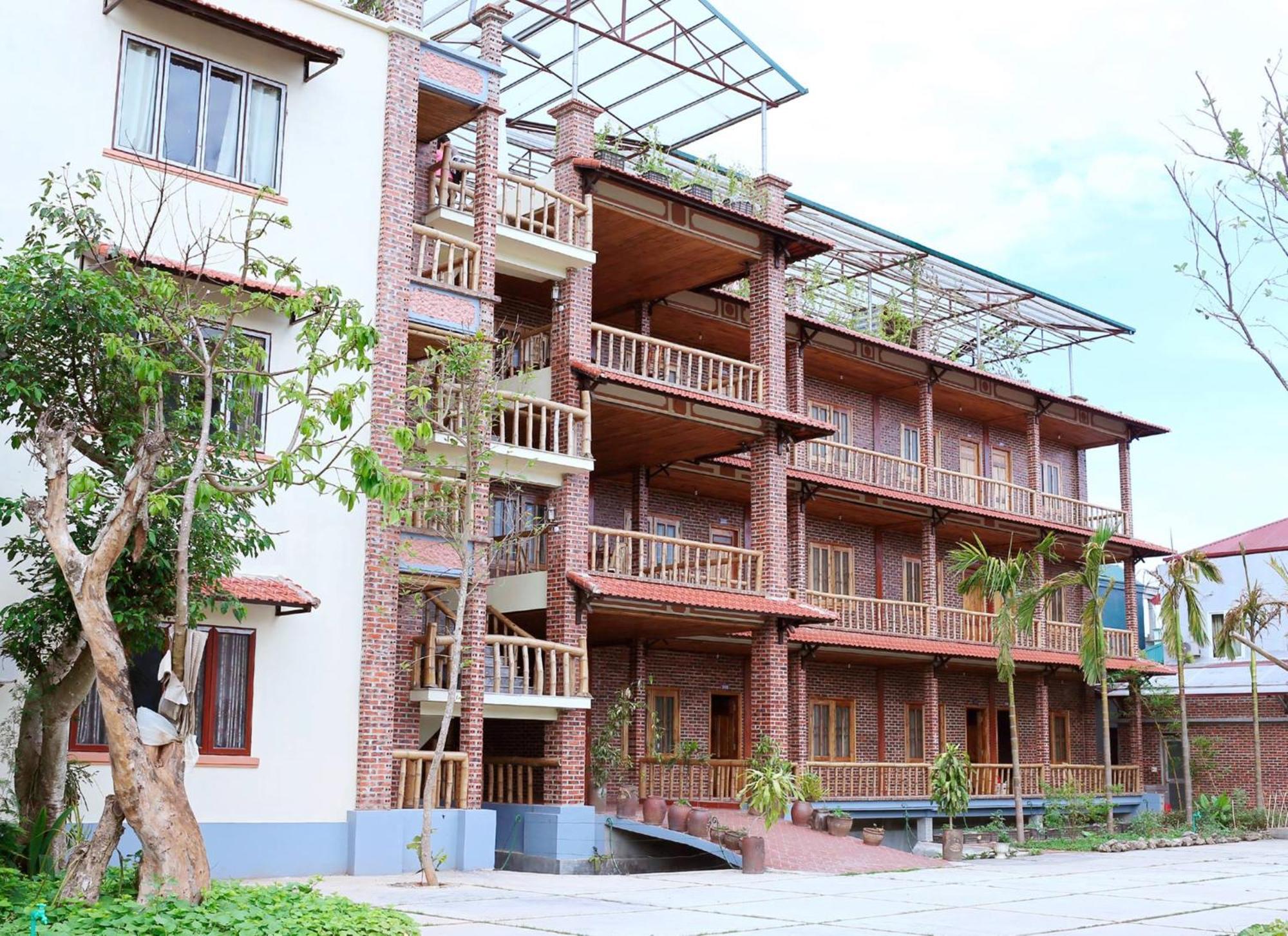 נין בין Ho Nui Dinh Hotel מראה חיצוני תמונה