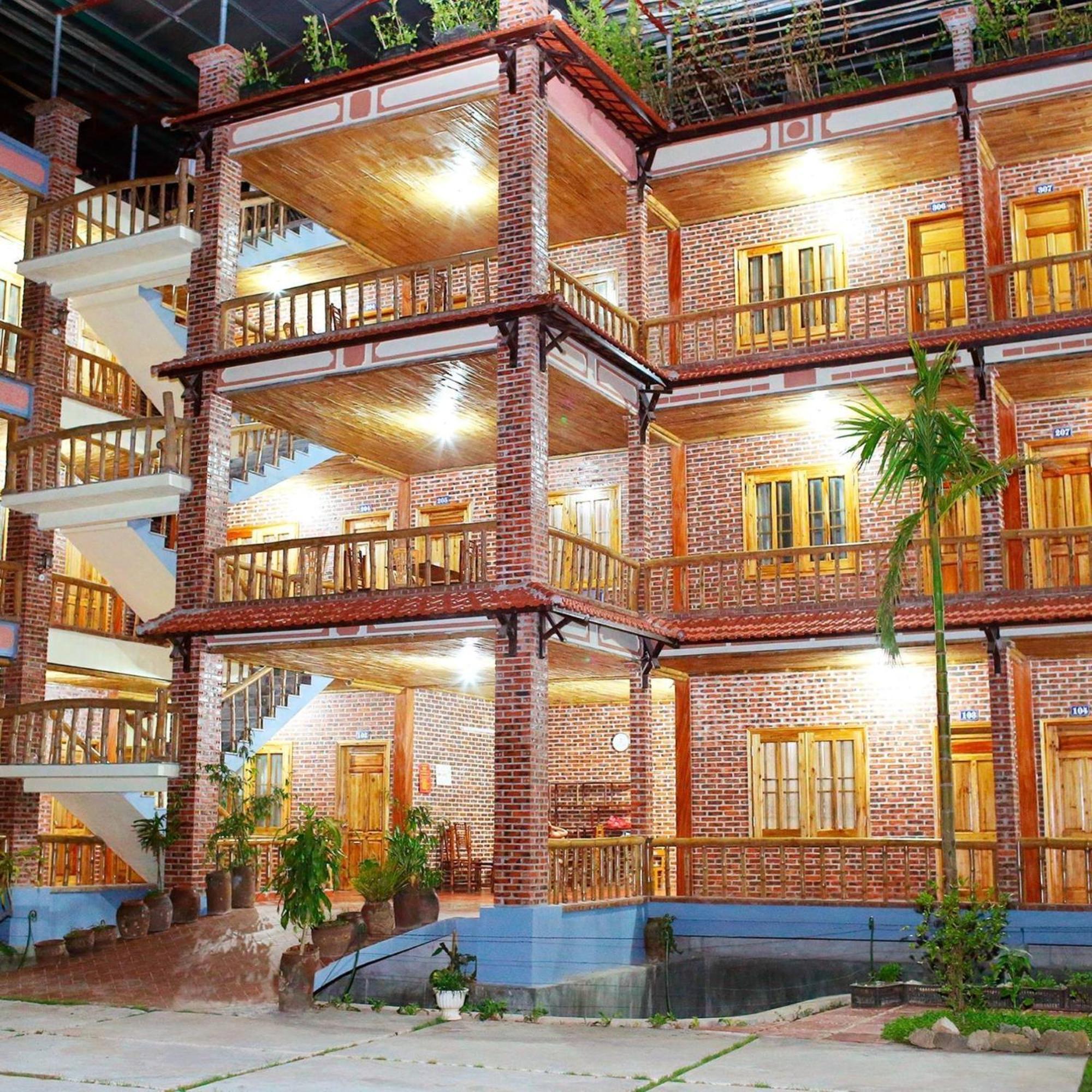 נין בין Ho Nui Dinh Hotel מראה חיצוני תמונה