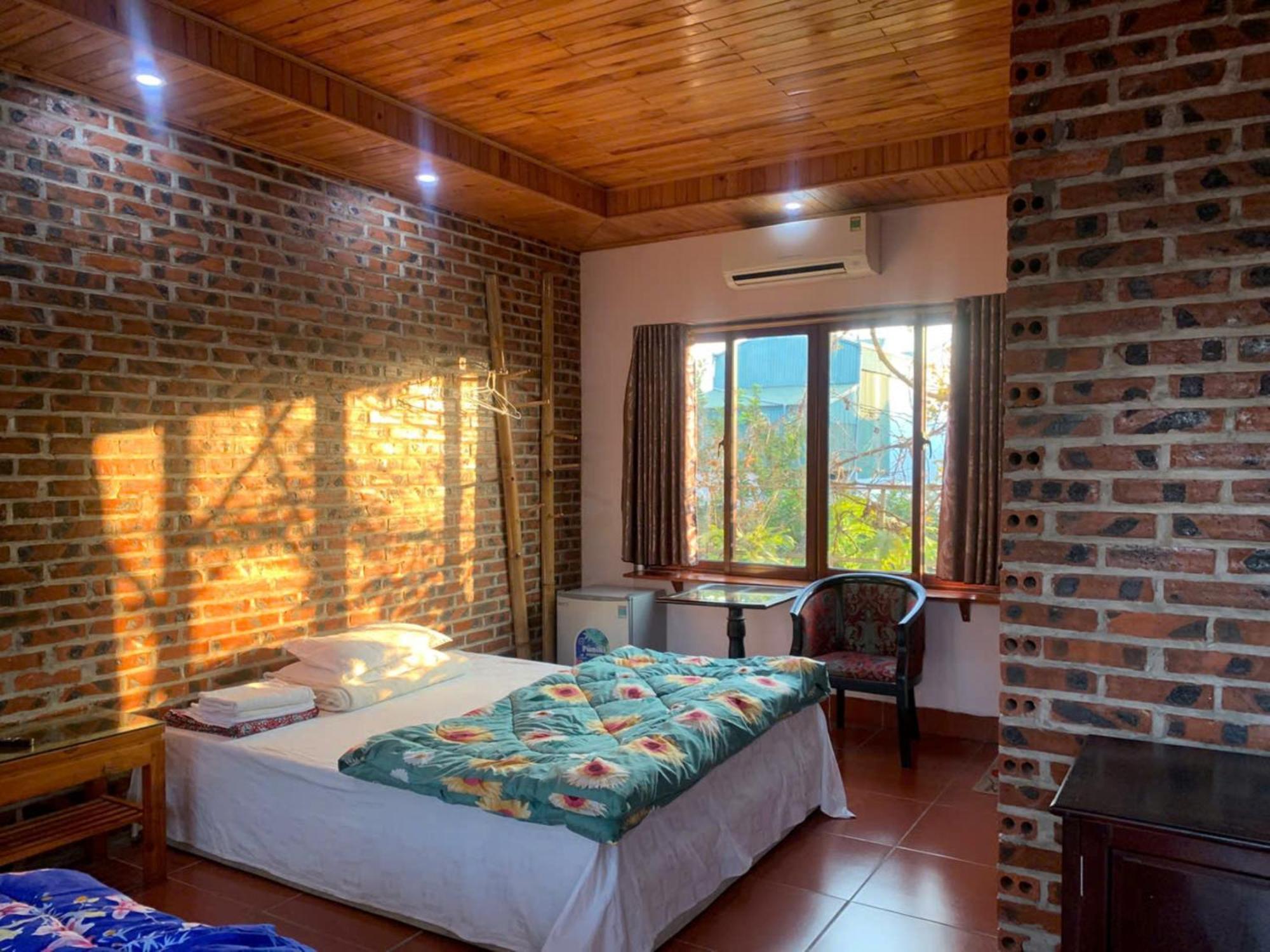 נין בין Ho Nui Dinh Hotel מראה חיצוני תמונה